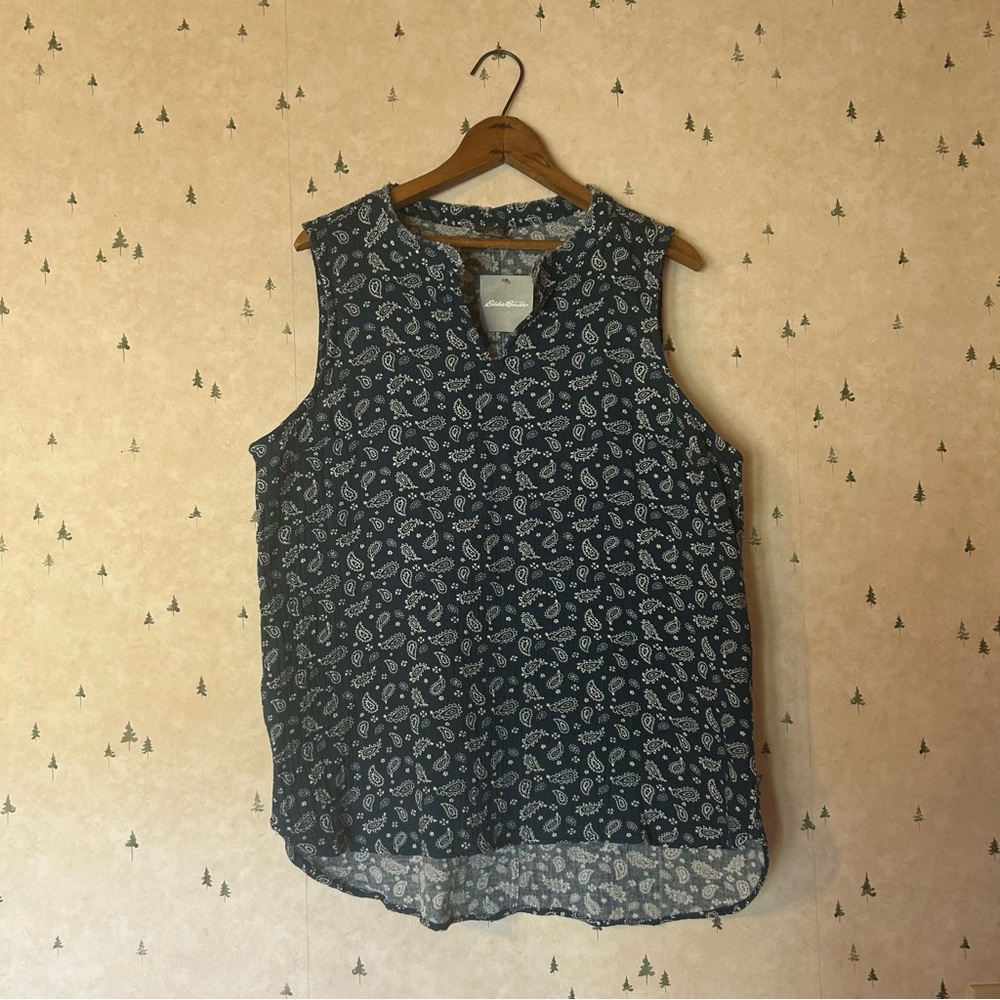 NWT Eddie Bauer WR Carry-On Tank – Large – Navy Paisley Print